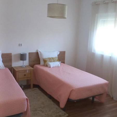 Vila Casa Dos Gansos Perais Exteriér fotografie